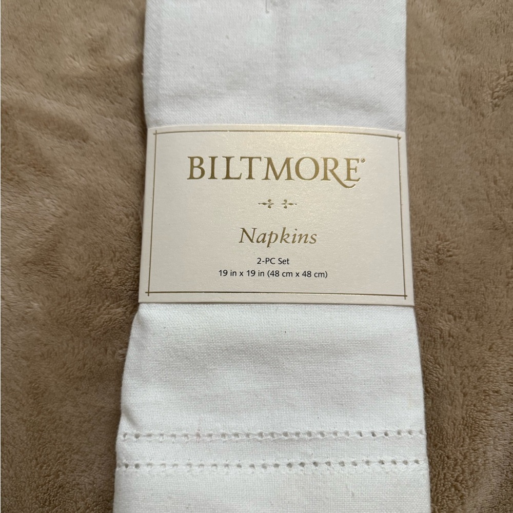White Napkins 2-Piece Set